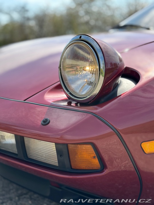 Porsche 928 S 1981
