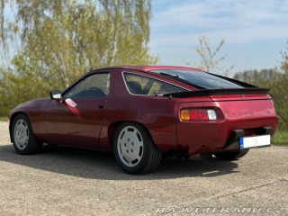 Porsche 928 S 1981