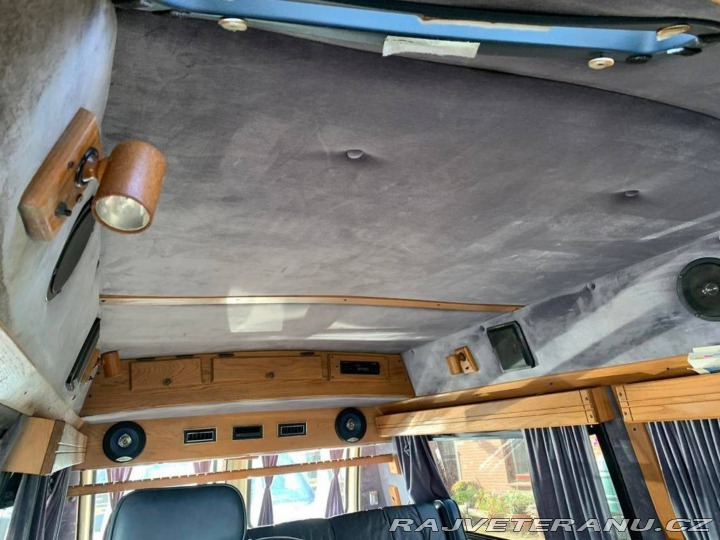 Ford Econoline E150 1988