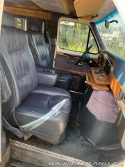 Ford Econoline E150 1988