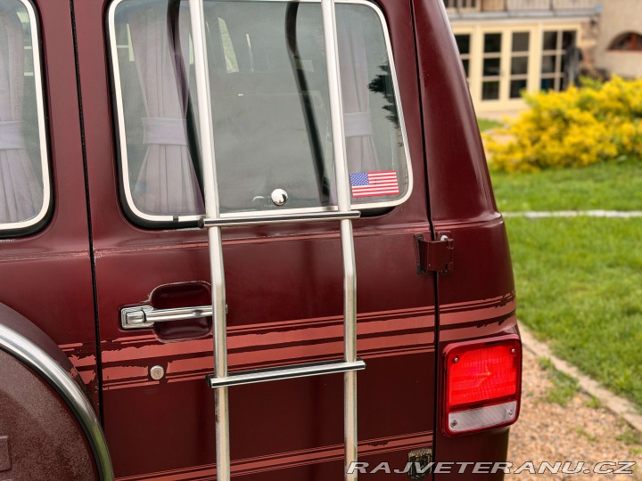 Chevrolet G20 Gladiator By Glaval 1991