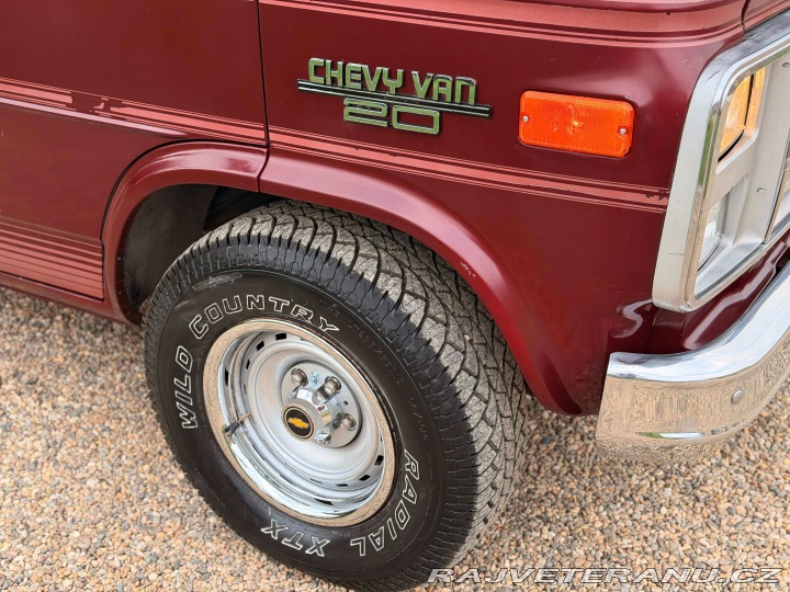 Chevrolet G20 Gladiator By Glaval 1991