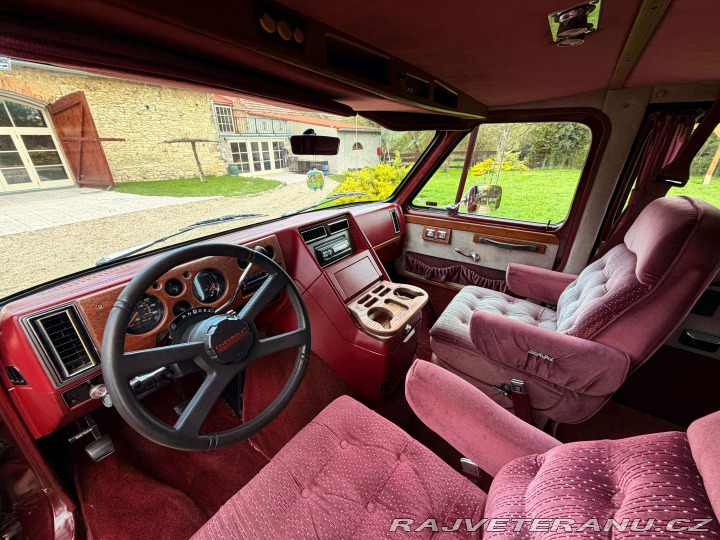 Chevrolet G20 Gladiator By Glaval 1991