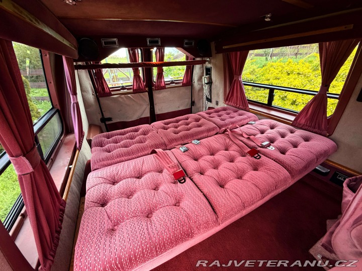 Chevrolet G20 Gladiator By Glaval 1991