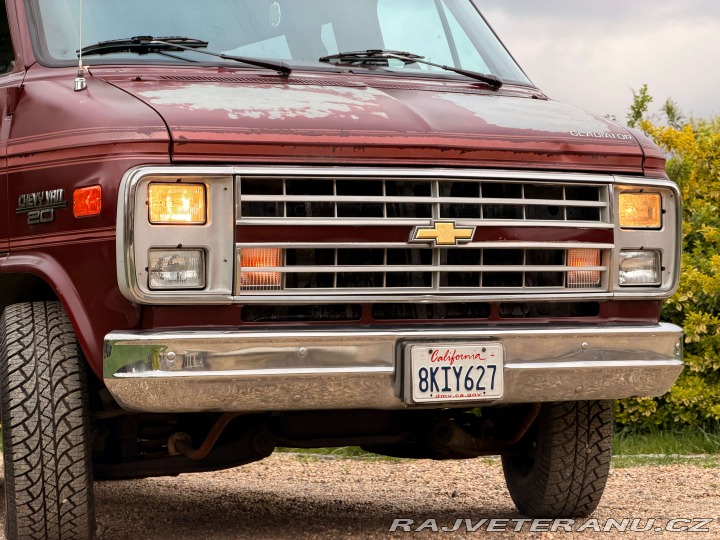 Chevrolet G20 Gladiator By Glaval 1991