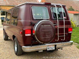 Chevrolet G20 Gladiator By Glaval 1991