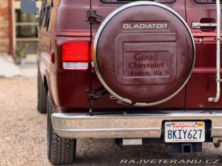 Chevrolet G20 Gladiator By Glaval 1991