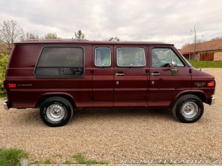 Chevrolet G20 Gladiator By Glaval 1991