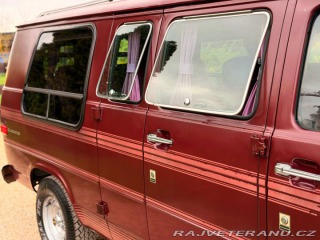 Chevrolet G20 Gladiator By Glaval 1991