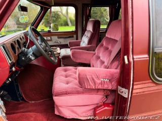 Chevrolet G20 Gladiator By Glaval 1991