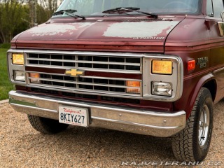 Chevrolet G20 Gladiator By Glaval 1991