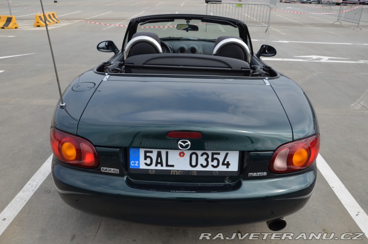 Mazda MX-5  1999