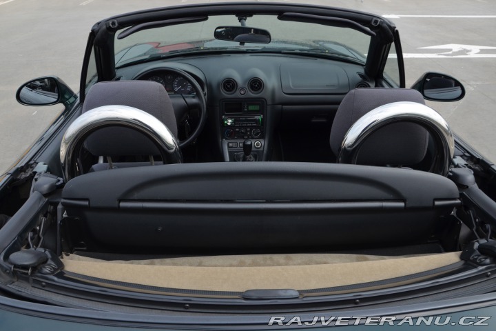 Mazda MX-5  1999