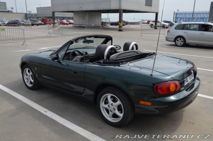 Mazda MX-5  1999