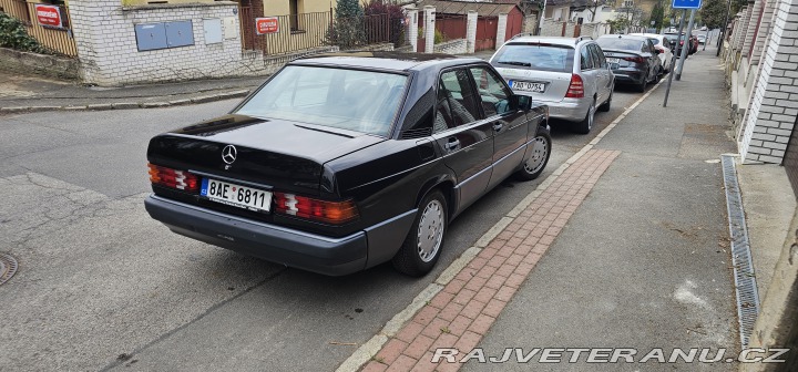 Mercedes-Benz 190 2.6 1988