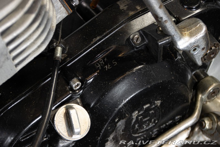 Ostatní značky Ostatní modely Husqvarna 250 CR 1983