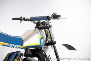 Ostatní značky Ostatní modely Husqvarna 250 CR 1983