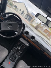 Mercedes-Benz 200 W123 1982