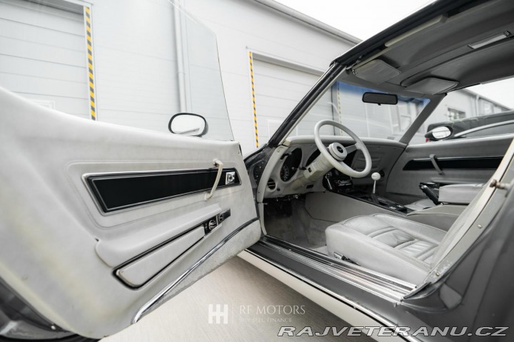 Chevrolet Corvette C3 Stingray 1977