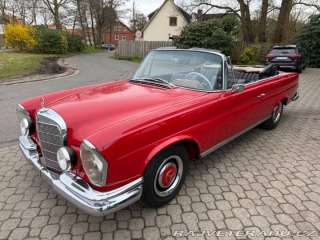 Mercedes-Benz 220 SEb W111 1963