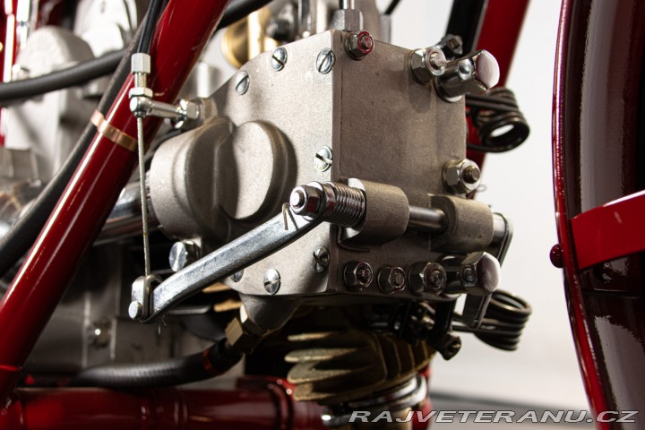 Moto Guzzi Ostatní modely 250 SS TRIBUTO 1930