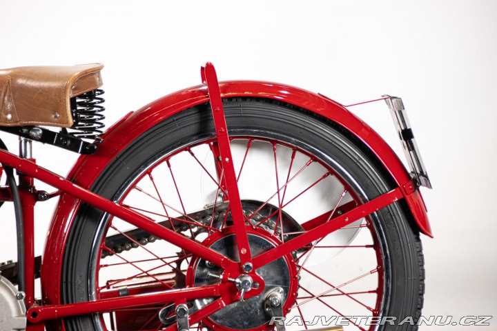 Moto Guzzi Ostatní modely 250 SS TRIBUTO 1930