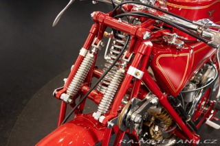 Moto Guzzi Ostatní modely 250 SS TRIBUTO 1930