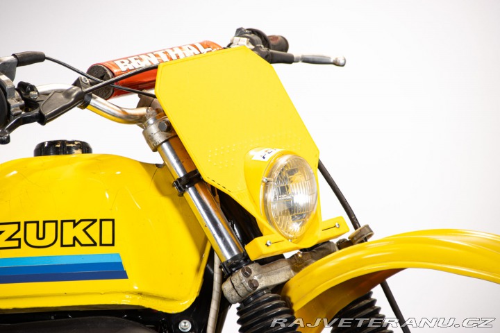 Suzuki Ostatní modely 400 PE 1980
