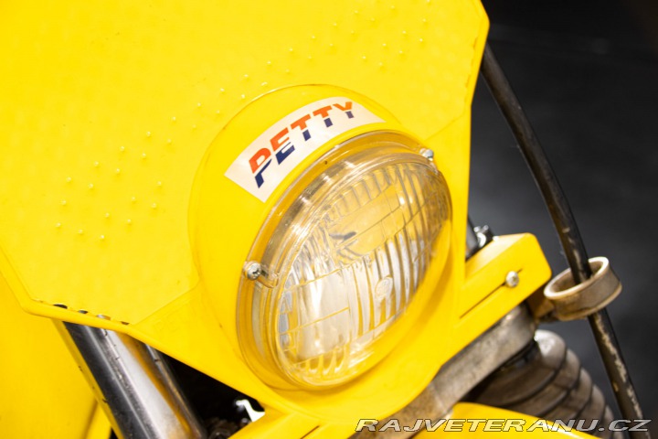 Suzuki Ostatní modely 400 PE 1980