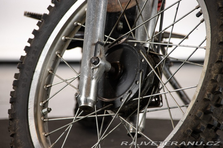 Suzuki Ostatní modely 175 PE 1981