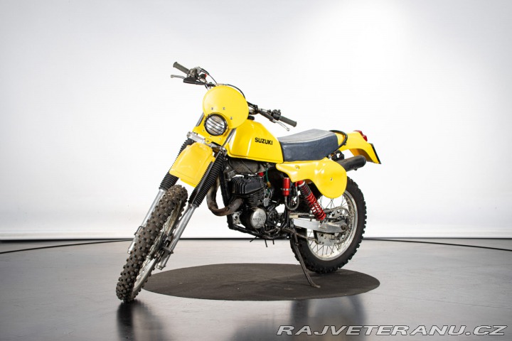 Suzuki Ostatní modely 175 PE 1981