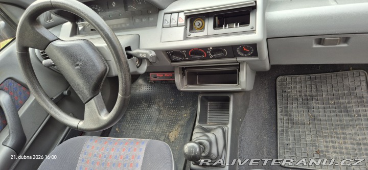 Renault Clio E6J-G7 1992