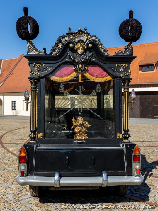 Ostatní značky Ostatní modely 1100T POHŘEBNÍ VŮZ 1958