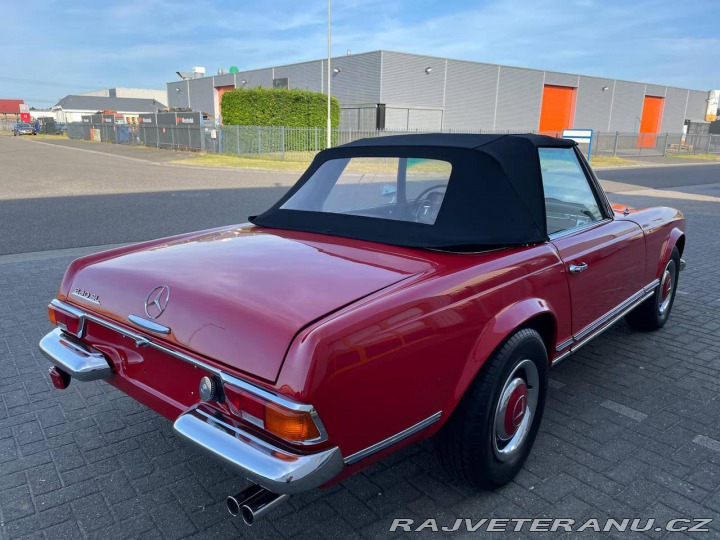 Mercedes-Benz 230 SL W113 1967