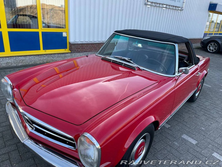 Mercedes-Benz 230 SL W113 1967