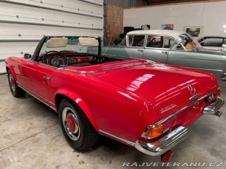 Mercedes-Benz 230 SL W113 1967