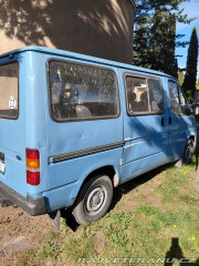 Ford Transit mikrobus 9 míst 1990