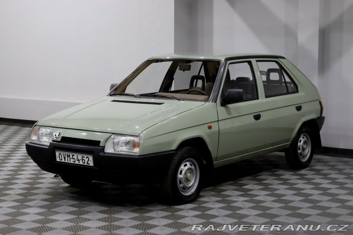 Škoda Favorit 1.3 46 kW 136 L 1988