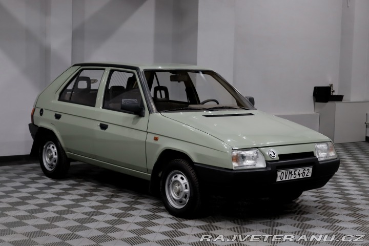 Škoda Favorit 1.3 46 kW 136 L 1988