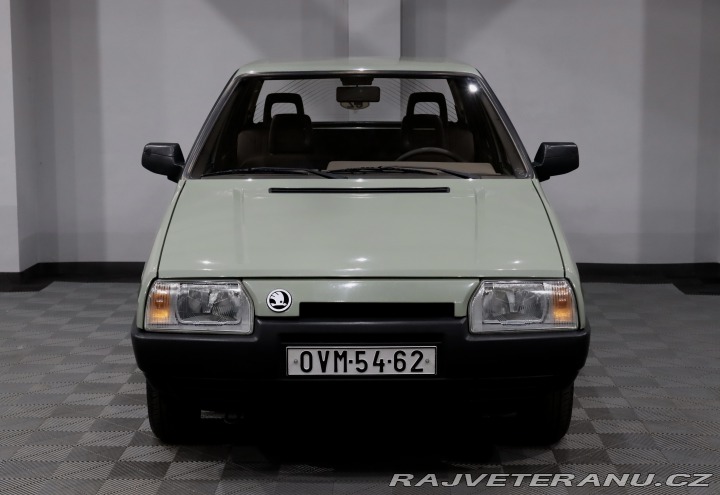 Škoda Favorit 1.3 46 kW 136 L 1988