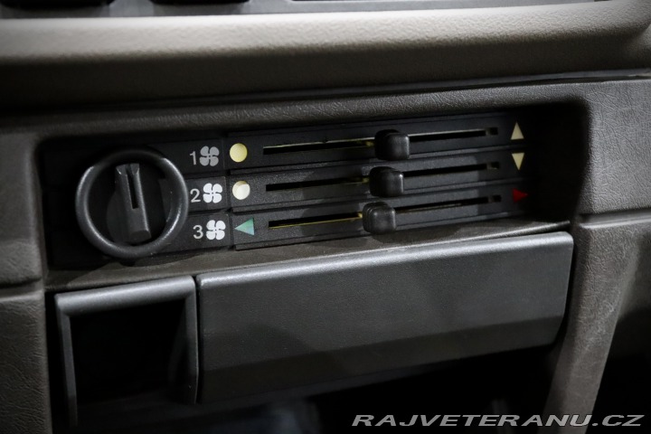 Škoda Favorit 1.3 46 kW 136 L 1988