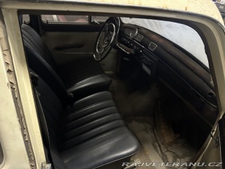 Mercedes-Benz 190  1900