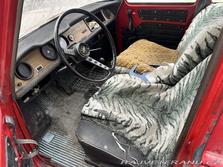 Renault 8 REZERVACE 1900
