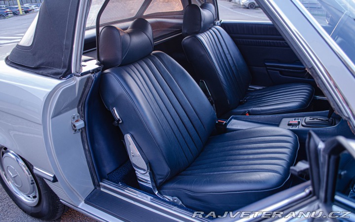 Mercedes-Benz SL SL450 R107 1975