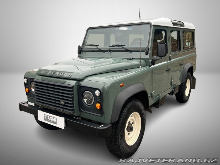 Land Rover Defender 110 Station Wagon 2015