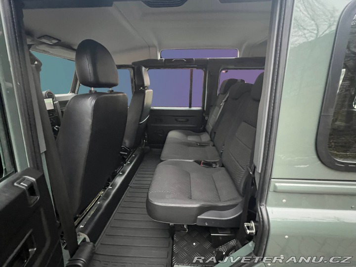 Land Rover Defender 110 Station Wagon 2015