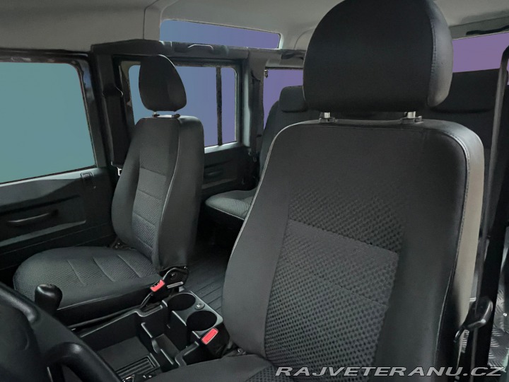 Land Rover Defender 110 Station Wagon 2015