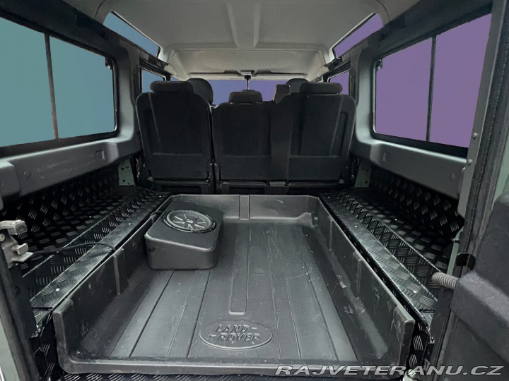 Land Rover Defender 110 Station Wagon 2015