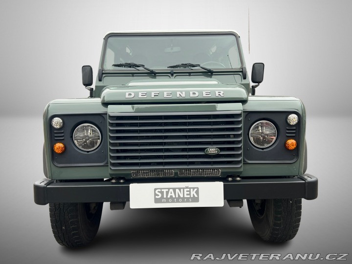 Land Rover Defender 110 Station Wagon 2015