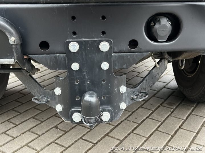 Land Rover Defender 110 Station Wagon 2015